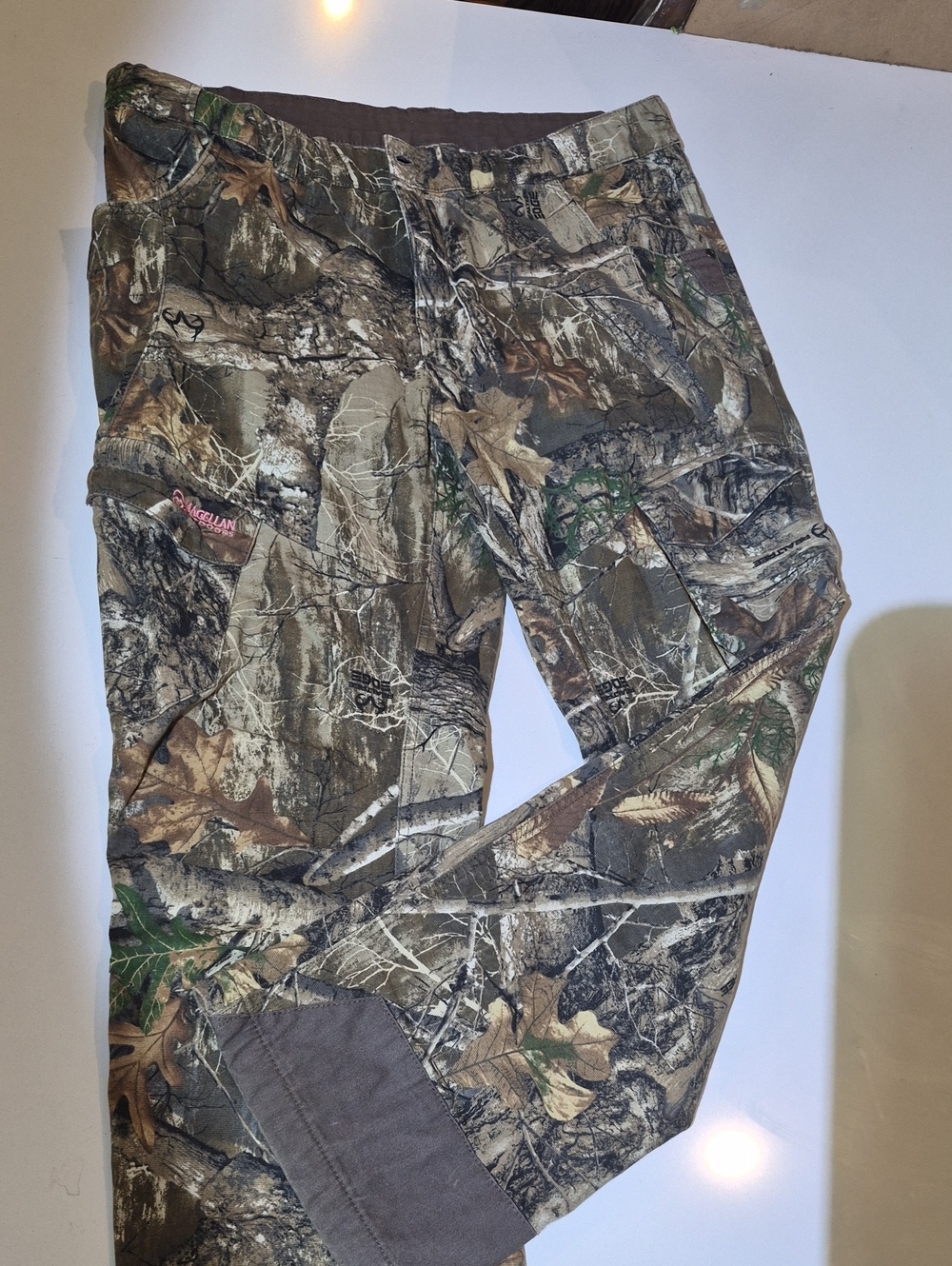 Magellan Outdoors Realtree Camo Cargo Pants in Green, Brown, Tan. Womens Size XL
